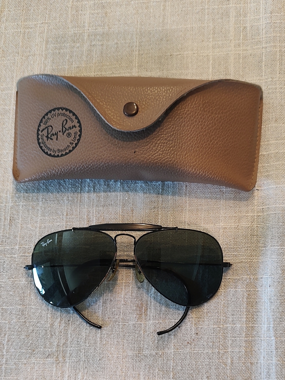 Vintage BL Outdoorsman Aviator RB3030 58mm Black Frame Case